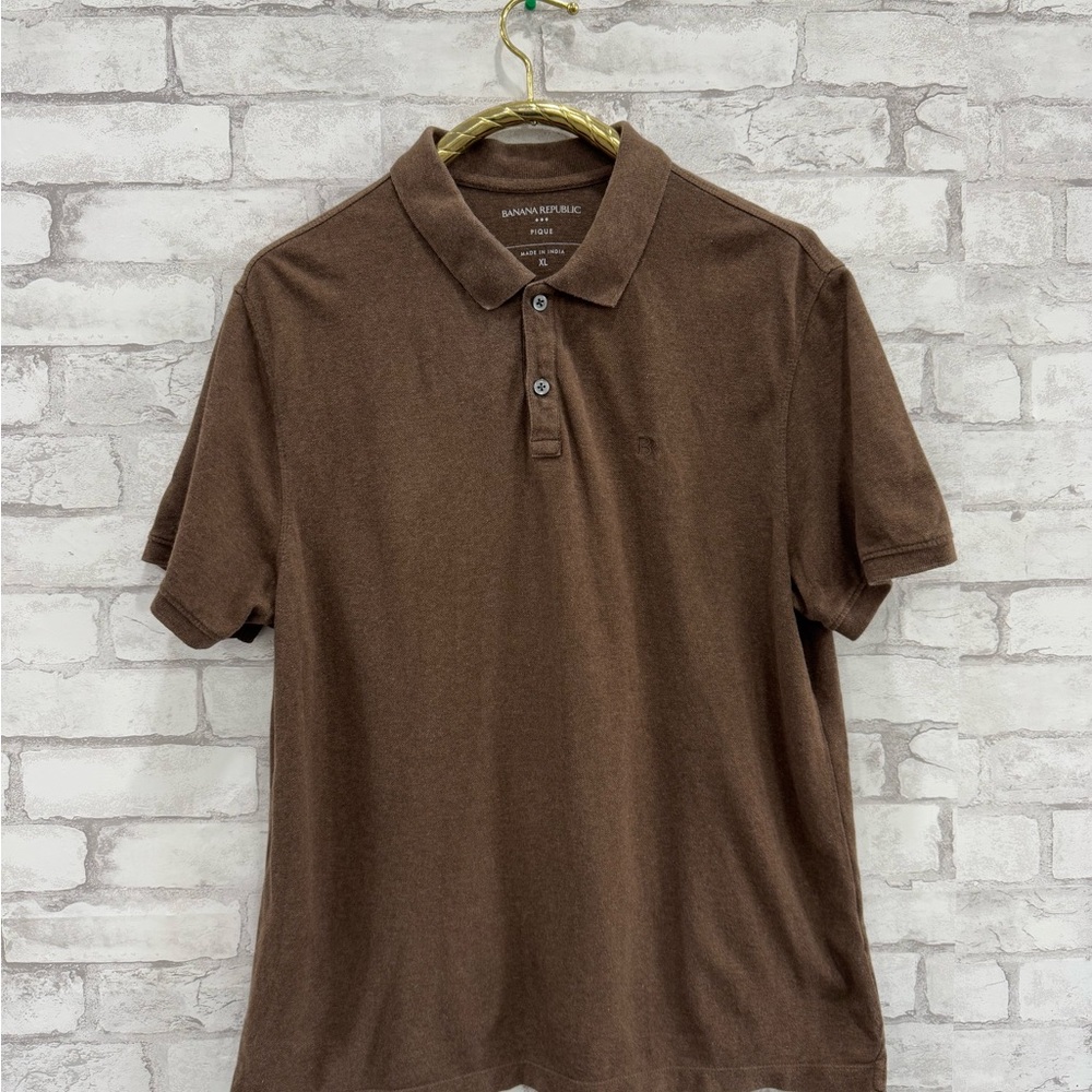 Banana Republic Monogram Pique Toasted Brown Size XL  Men’s Polo Button Up